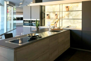 Kitchen in · Proporcionamos soluciones para tu hogar