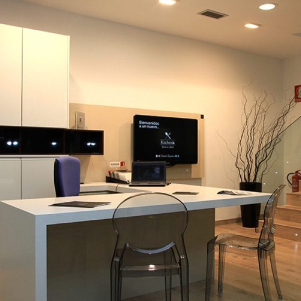 Atención al cliente en la tienda Kitchen in Vigo